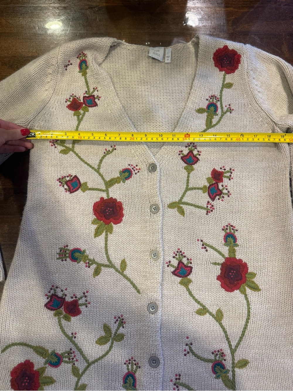 J. Jill Cream Cardigan with embroidered flowers and buttons - size M - Picture 7 of 10